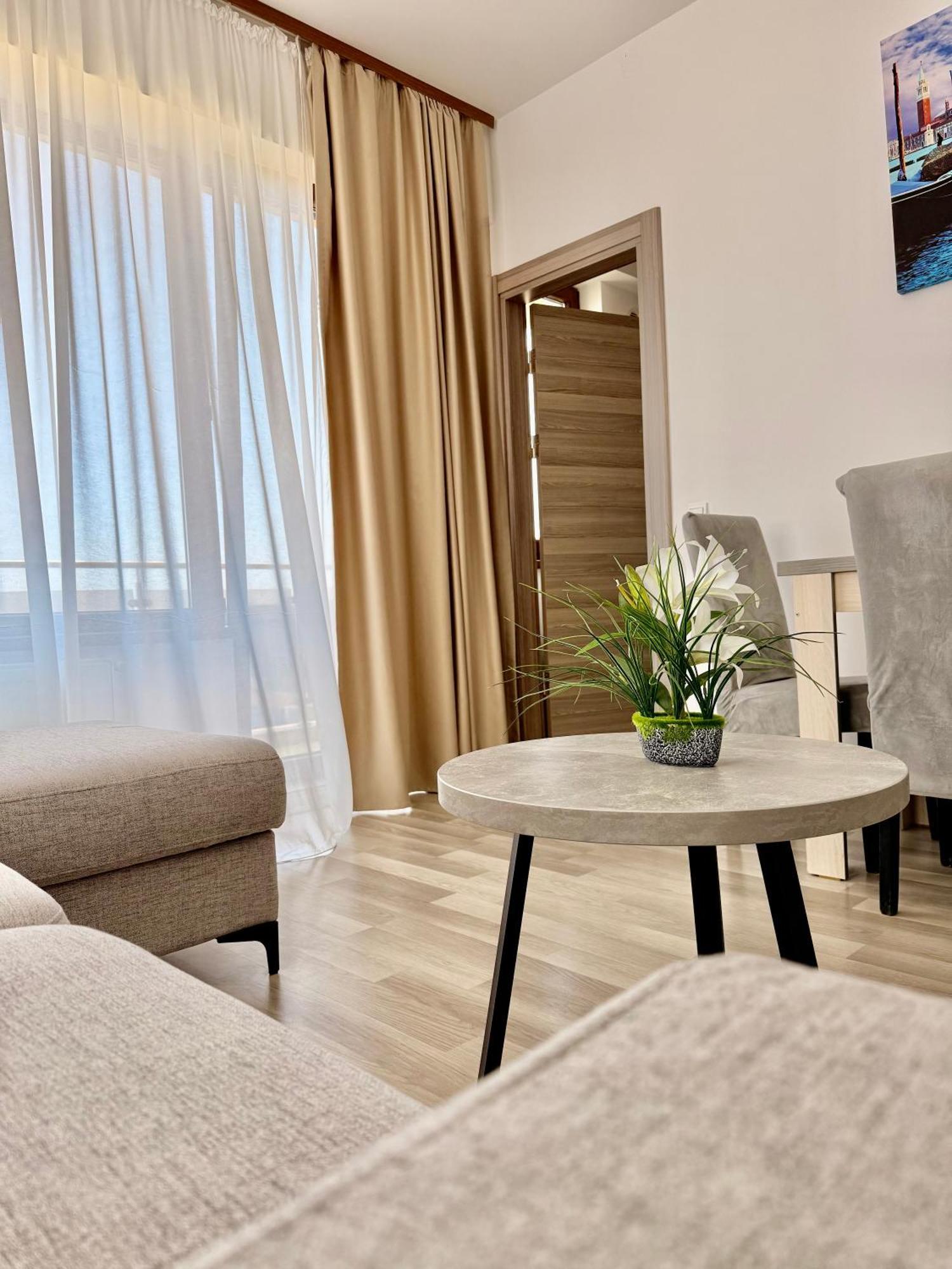Aqua Vista Nuba - Vedere Top La Mare Si Lac - Apartament 2 Camere Summerland - Mamaia Buitenkant foto